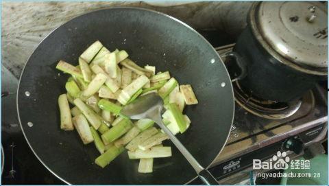 葫芦瓜可以爆炒吃吗,家常美味新尝试