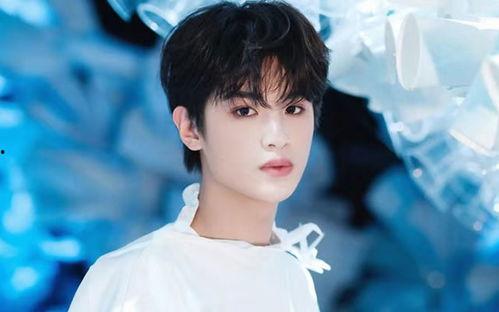 00后明星怎么当上的,揭秘新一代偶像的成名奥秘