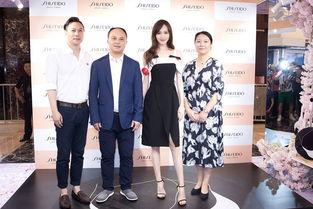 夏明星同款衣服,时尚潮流的追随与演绎